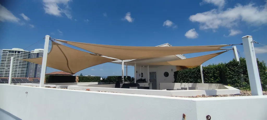 20241106 100453 shade sail