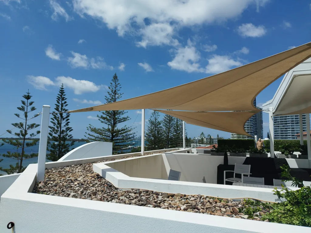 20241106 100605 shade sail